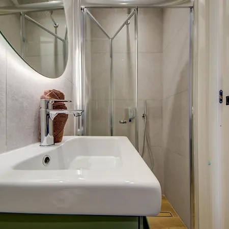 아파트 Modern With Jacuzzi & Sea Views *