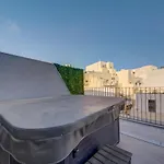 Modern With Jacuzzi & Sea Views * Sliema