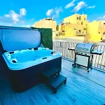 Modern With Jacuzzi & Sea Views