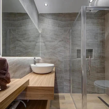 Modern With Jacuzzi & Sea Views 슬리에마