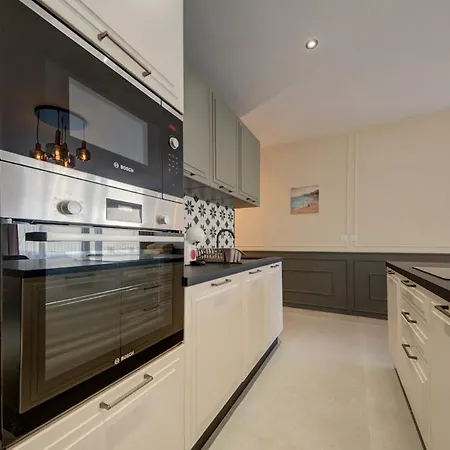 Modern With Jacuzzi & Sea Views Sliema