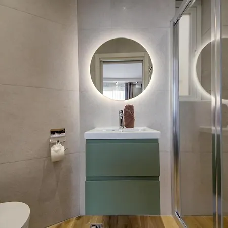 Modern With Jacuzzi & Sea Views 아파트