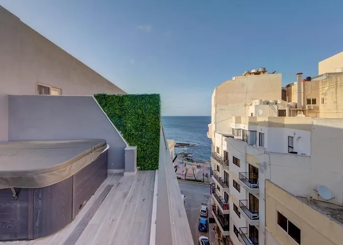 Modern With Jacuzzi & Sea Views *