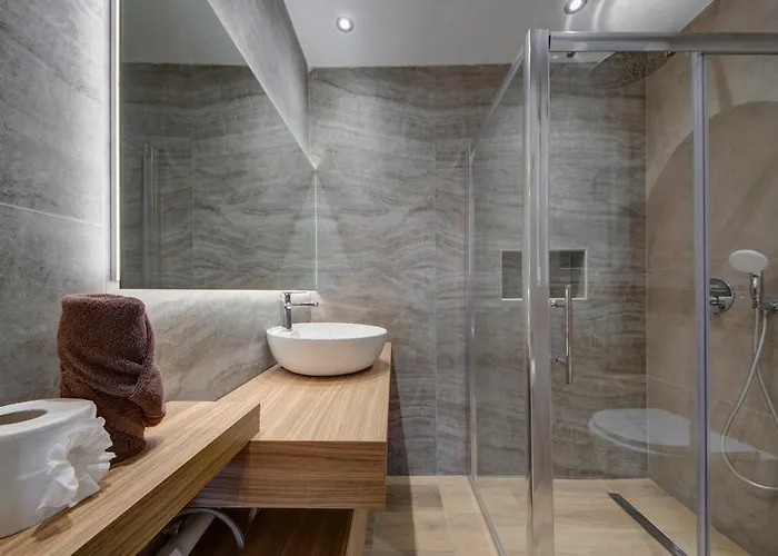 Modern With Jacuzzi & Sea Views Sliema