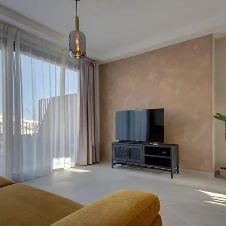 Modern With Jacuzzi & Sea Views アパート *