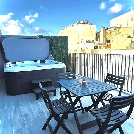 Modern With Jacuzzi & Sea Views * スリーマ